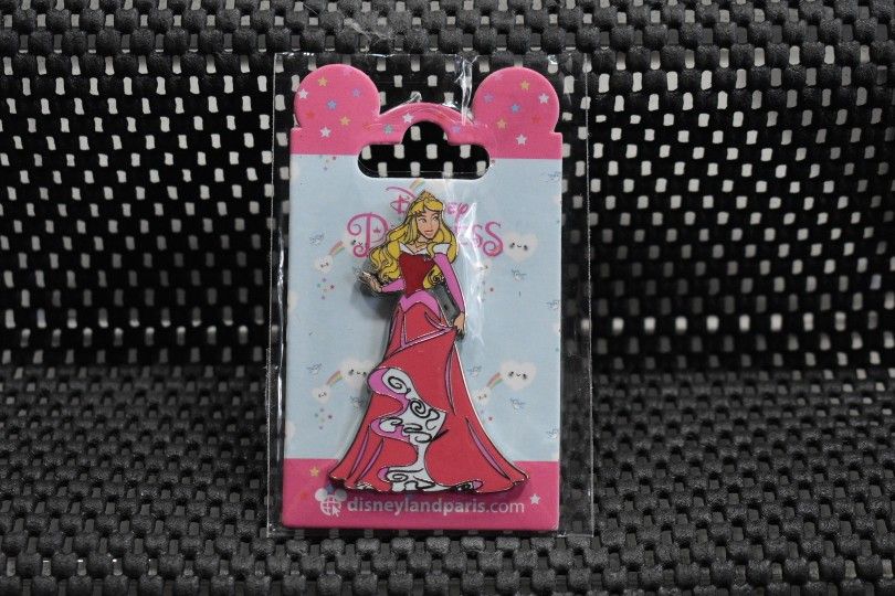 Disney Paris Aurora Sleeping Beauty Standing Pink Dress Pin