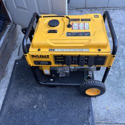 Dewalt Portable Generator 