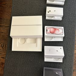 Apple iPhone iPad Boxes 
