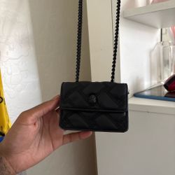 Micro Kensington Kurt Geiger purse