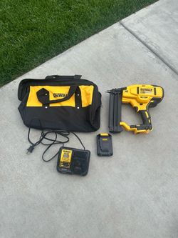 Dewalt 20v Brad nailer