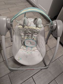 Baby swing