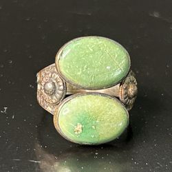 Vintage Ring Size 4.25 Sterling Silver Green Agate Stone Native American Navajo