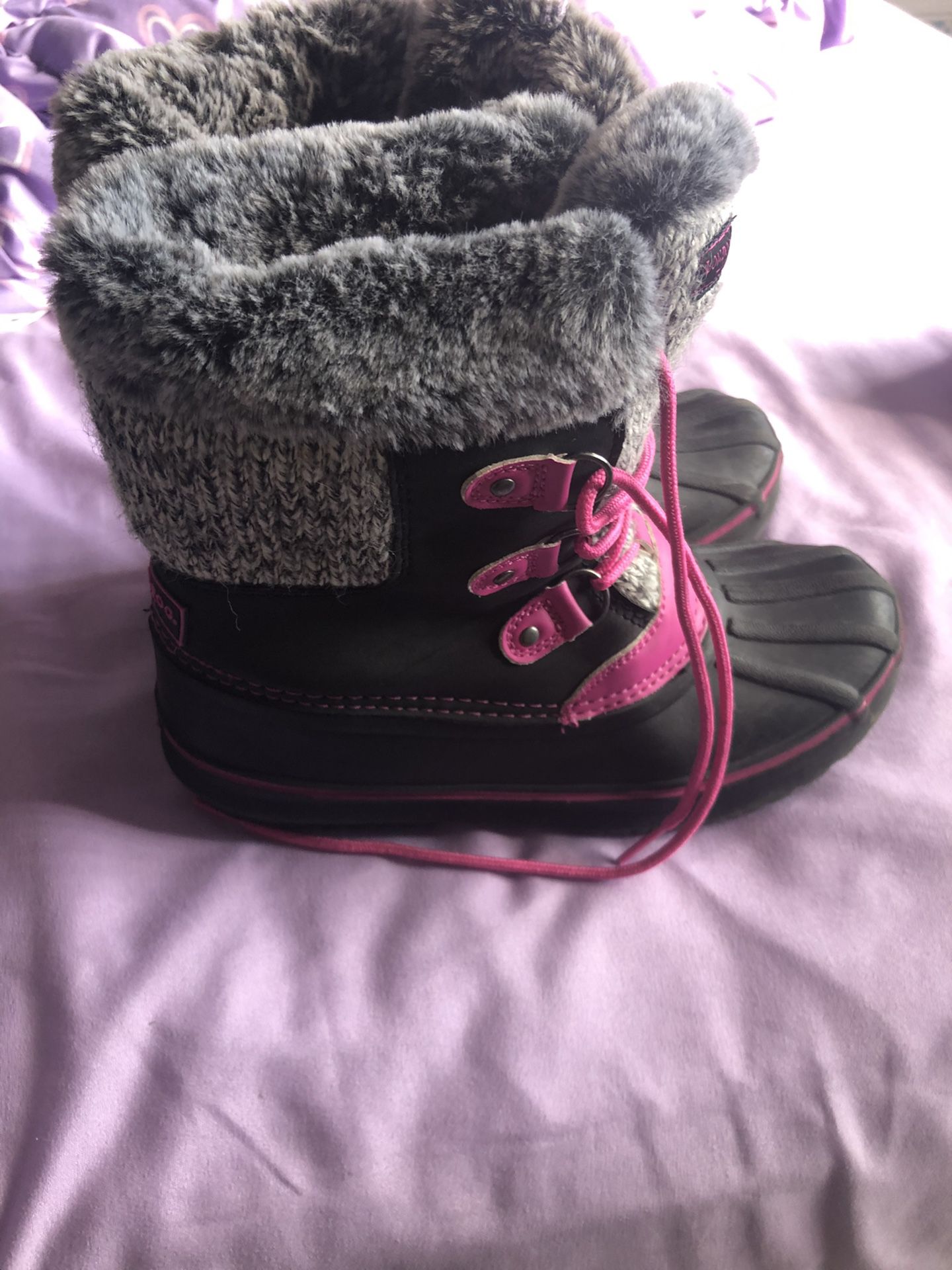 girl winter boots size 4