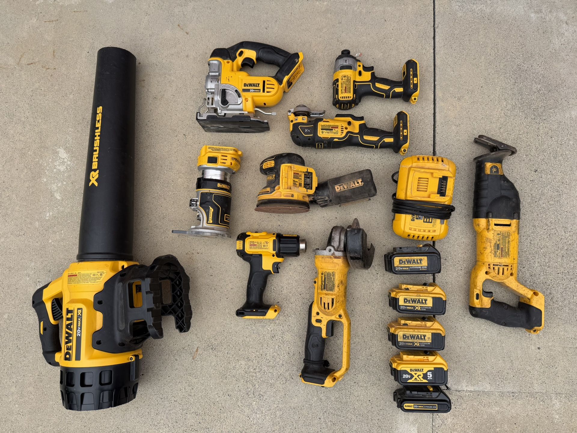 DEWALT Set.