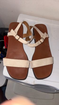 Women’s Sandals Size 8