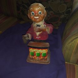 Antique Charlie Weaver battery Operated Bartender