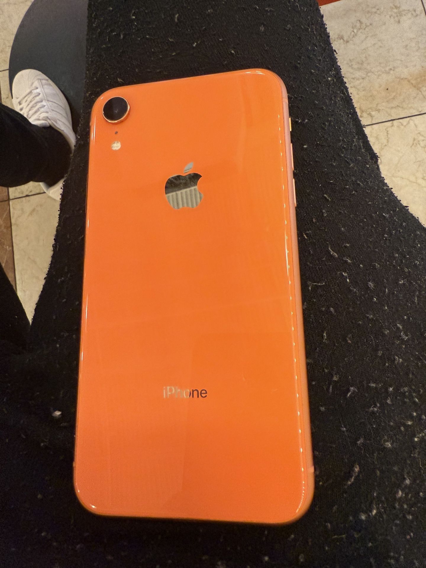 Unlocked iPhone XR $200