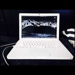 🍎Apple Laptop FULLY LOADED