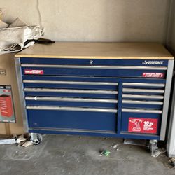 Husky 10 drawer Mobile toolbox