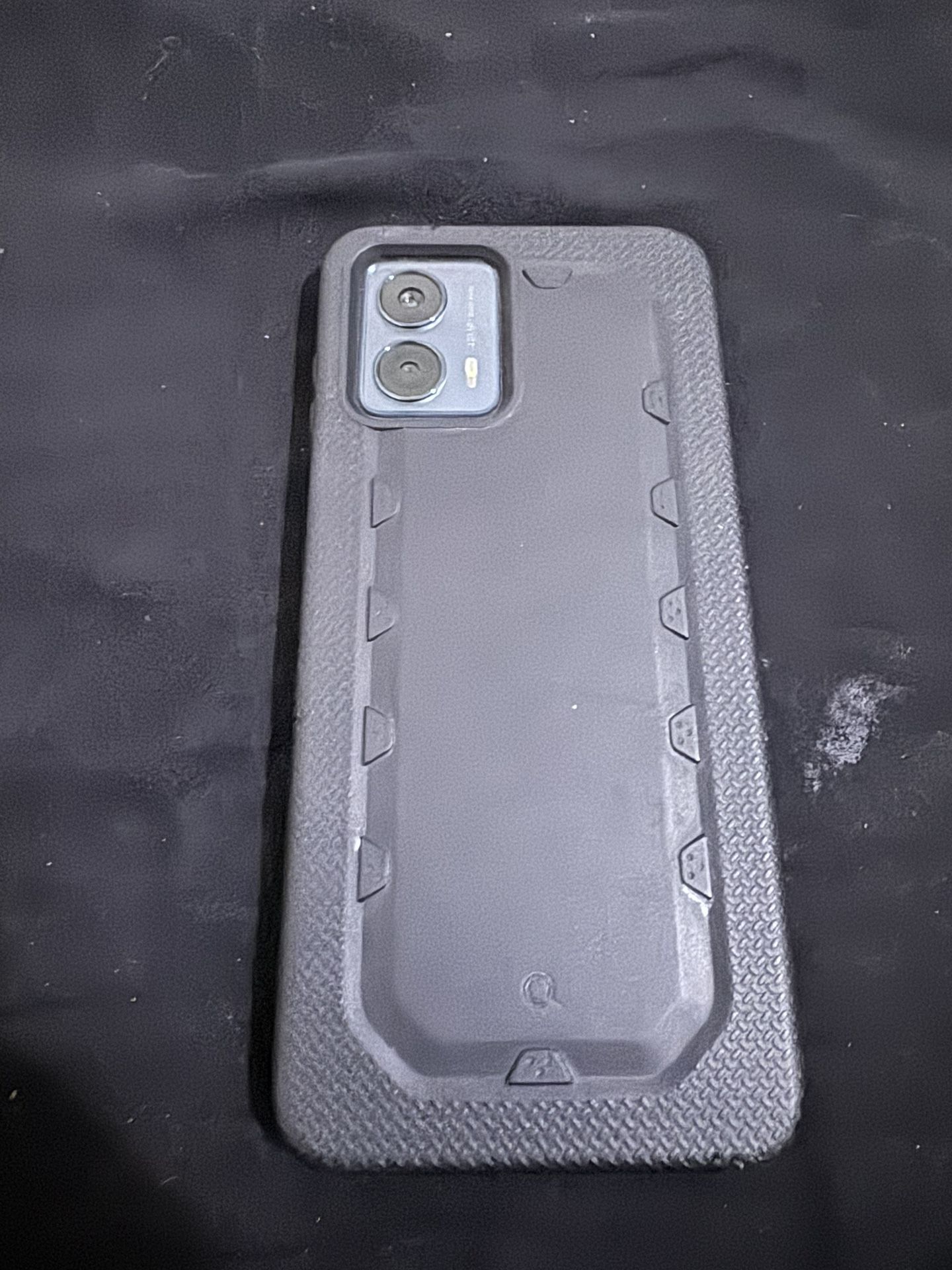 Dos Celulares ,un Nokia Y Un Motorola