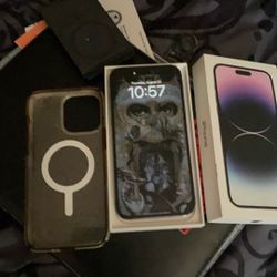 iPhone 14 Pro Max Plum Purple 