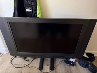 40 inch TV