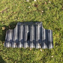 2006 Chevy 2500 HD Engine Splash Shield