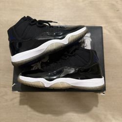 Jordan 11 Space Jam
