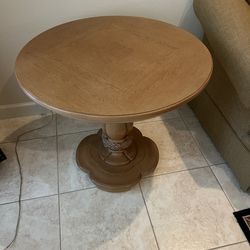 Stanley Furniture Round End Table