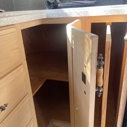 Solid wood kitchen cabinets