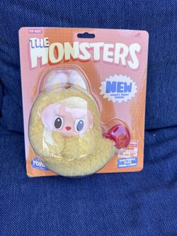 Wacky Mart Shrimp Earphone Case