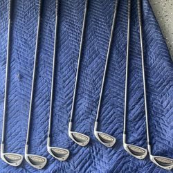 Wilson Pro Staff 3-9 Irons. 