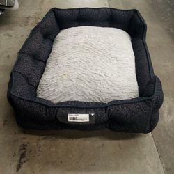 Ks Small Tufted 