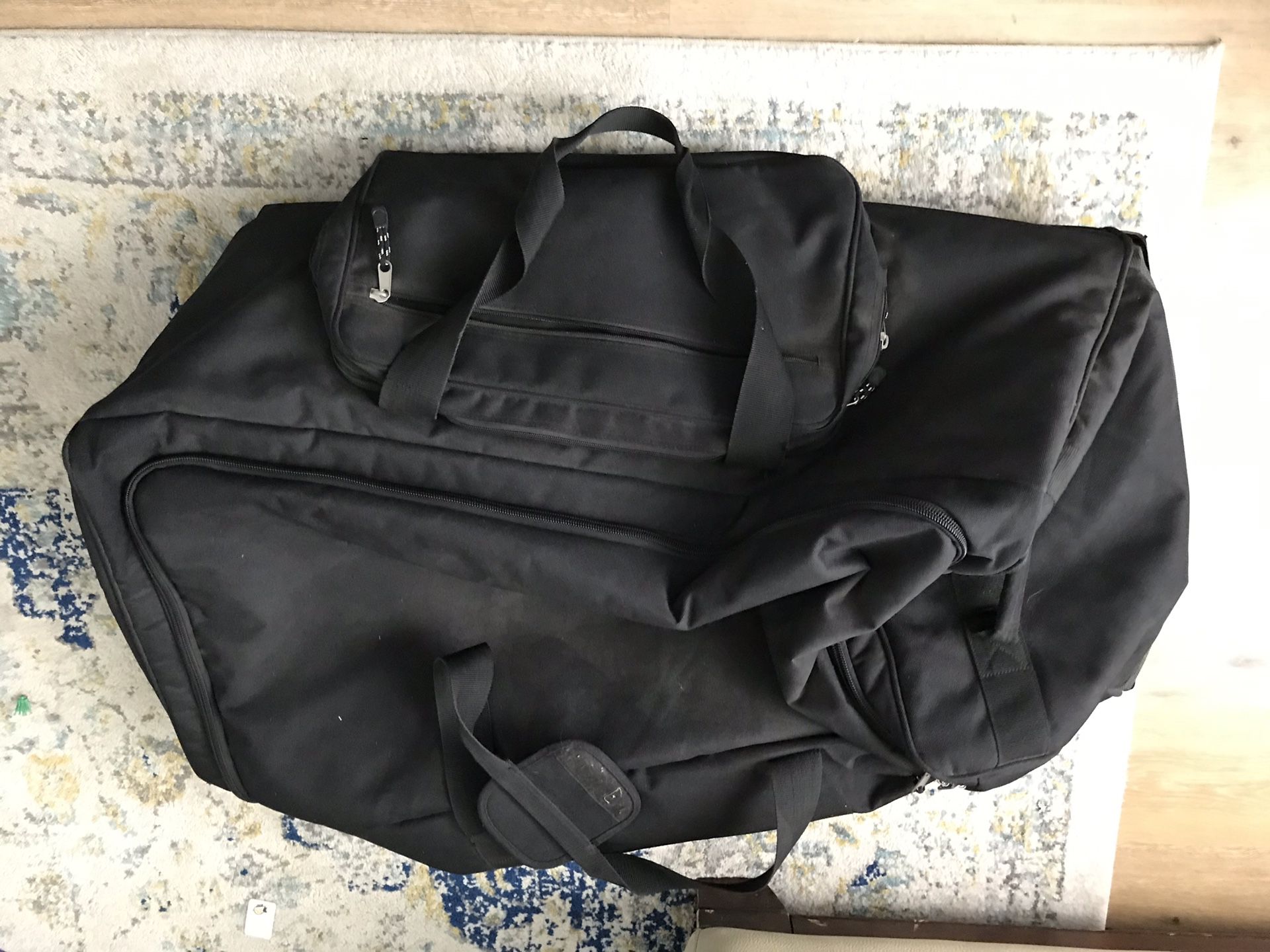 XL rolling travel bag