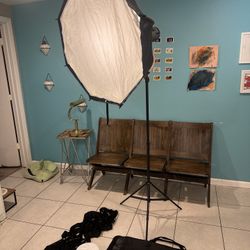 Neewer Q300 Outdoor Flash and Smallrig Soft Box