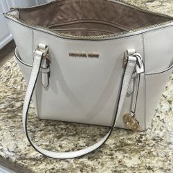Michael Kors Purse 👜 