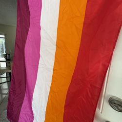 Lesbian flag 