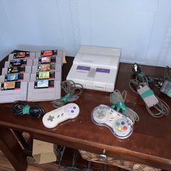 Super Nintendo Entertainment System 