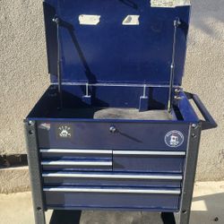 5 drawer  Tool Box