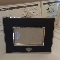 Harley-Davidson Stand-Up Leather Trim Picture frame 