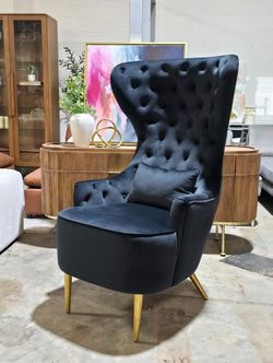 Black Tufted Winback Accent Chair, New!