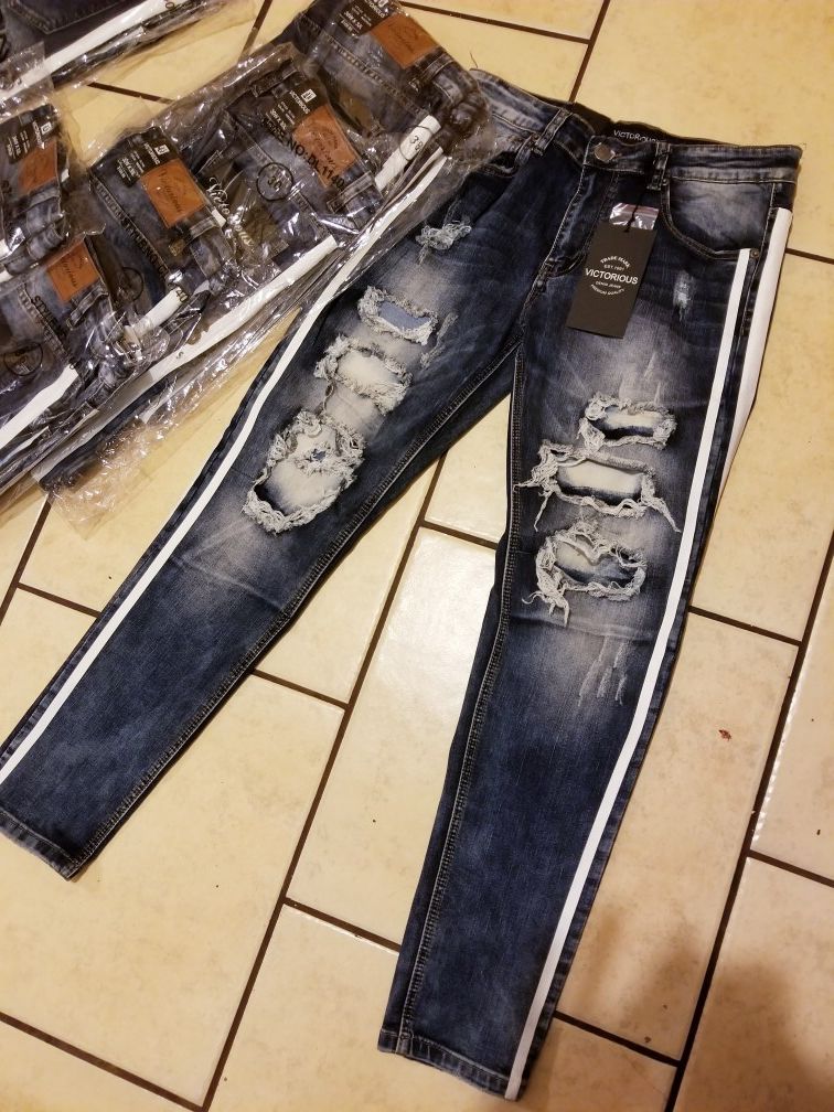 Men jeans (Ask 4 your size)