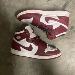 Jordan 1 Mid