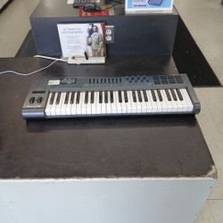 M-audio Axiom 49