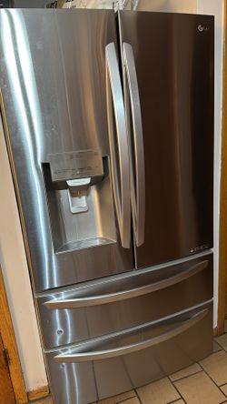 LG Stainless Steel French Door Refrigerator with Double Freezer Drawers