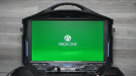GAEMS Vanguard Personal Gaming Enviroment Portable Monitor G190 (TESTED WORKING)
