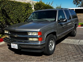 1999 Chevy suburban LT