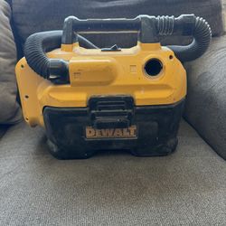 Dewalt Vacuum 