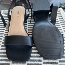 Blk Strap Sanders Comfortable 