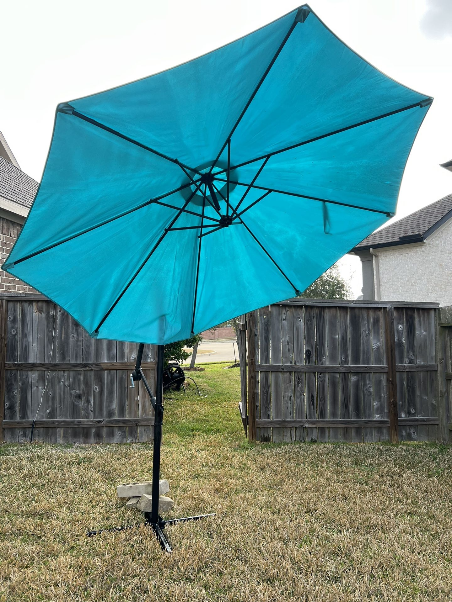 UMBRELLA WITH 3 Stand