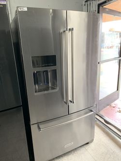 Kitchen aid French door in stainless steel