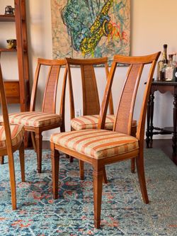 Gorgeous Mid-Century Dining Chairs
