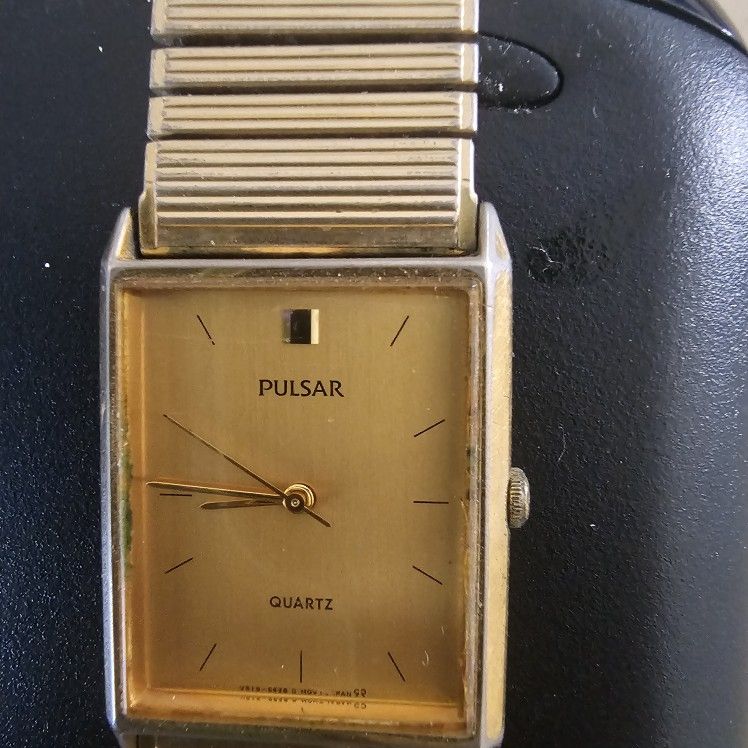 Vintage Men's Pulsar Watch