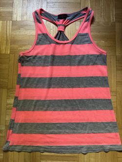 Women’s Workout Top