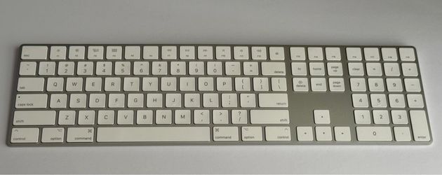 Apple Magic Keyboard with Numeric Keypad
