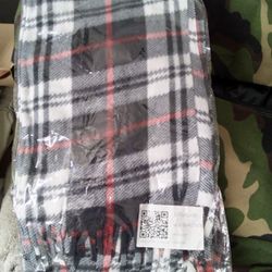 Brand New Plaid Scarf.