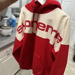 Supreme FW17 Hoodie Red 