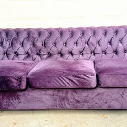 suede purple velvet sofa buenas condiciones 