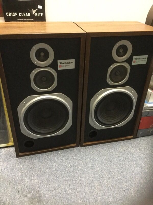 Technics sb-L70 vintage linear speakers